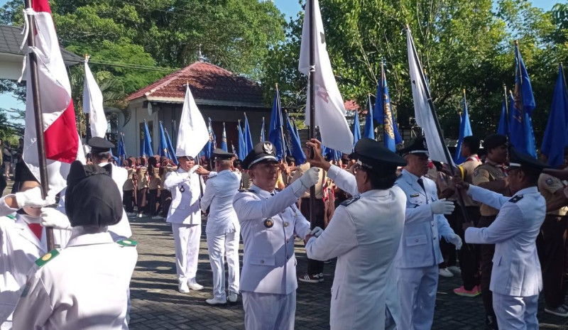 Dari Apel ke Kirab: Kades Beleka Ikut Semarak Pataka Keliling 14 Desa di Gerung