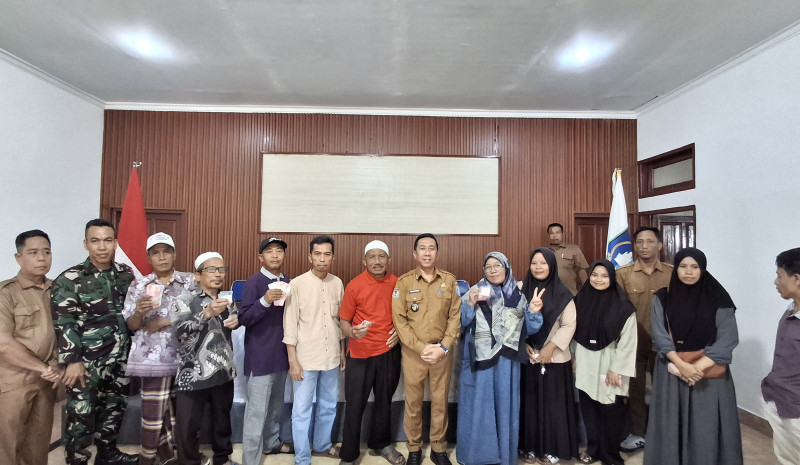 Pemerintah Desa Beleka Salurkan Insentif bagi Ketua RT, Kader Posyandu, Penghulu Dusun, Marbot Masjid dan Guru Ngaji