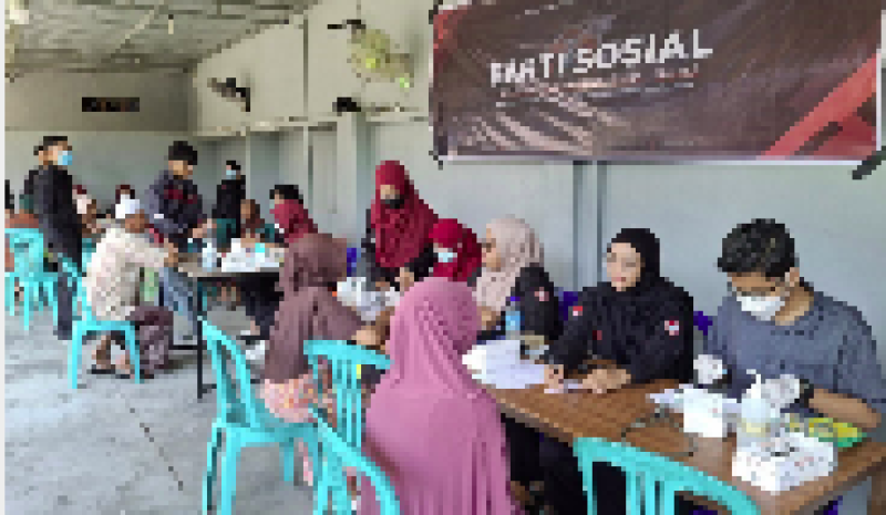 Kepala Desa Beleka Buka Kegiatan Bakti Sosial Pemeriksaan Kesehatan Gratis