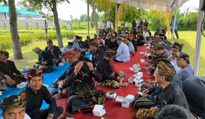 Semarak Festival Budaya , Kepala Desa Beleka Ikut Kukuhkan Solidaritas Kesasakan