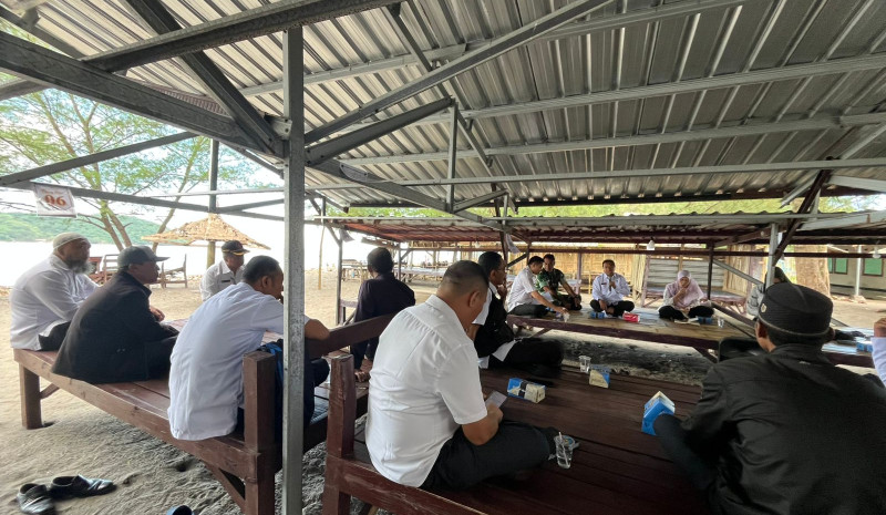 Kepala Desa Beleka Hadiri Rapat Koordinasi Kecamatan Gerung